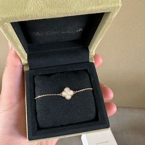 ‼️SOLD‼️Van Cleef & Arpels Sweet Alhambra MOP bracelet